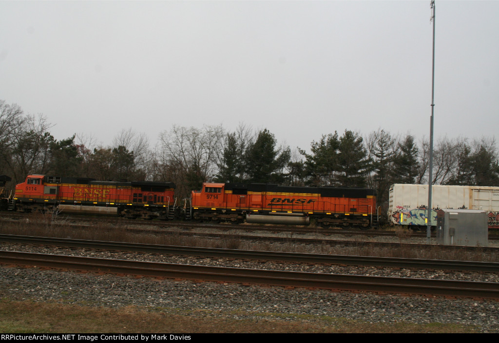 BNSF 9714